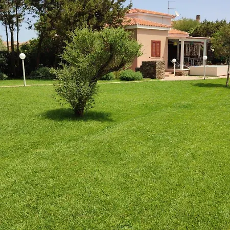 Casa de Férias Con Piscina E Ampio Giardino Stintino
