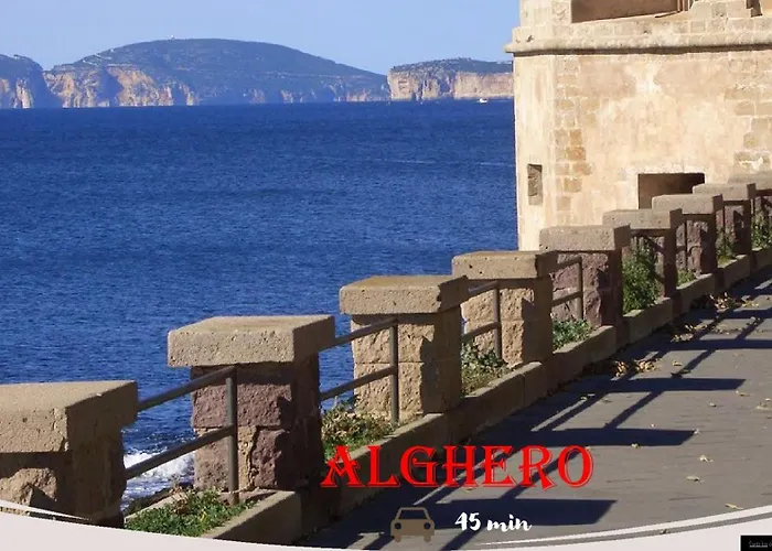 Con Piscina E Ampio Giardino * Стинтино